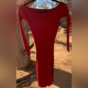 🌸Say What? Sexy red bodycon dress🌸